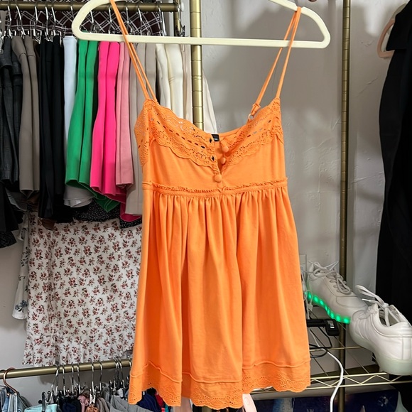 Top - Picture 1 of 2